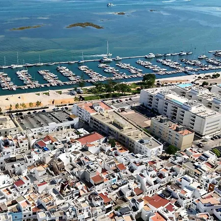 Lägenhet The Simon Residences *